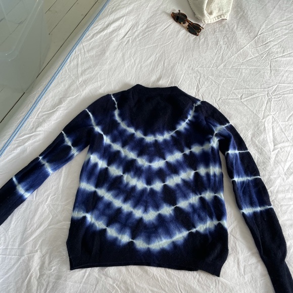 J. Crew Navy tie-dye cashmere crewneck sweater - Picture 3 of 9